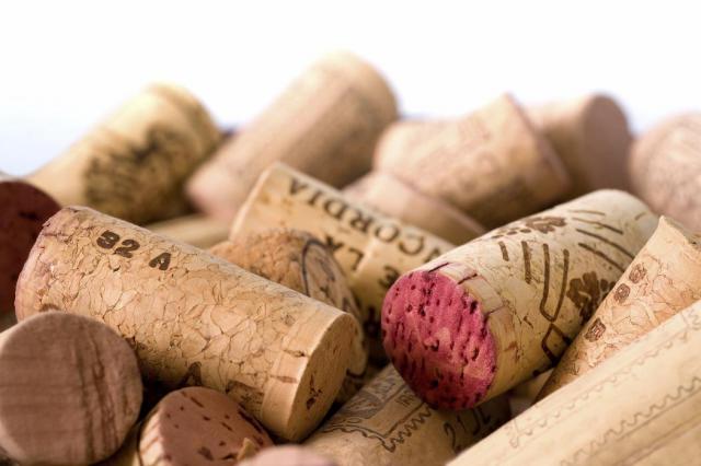 001_Wine20Corks.jpg